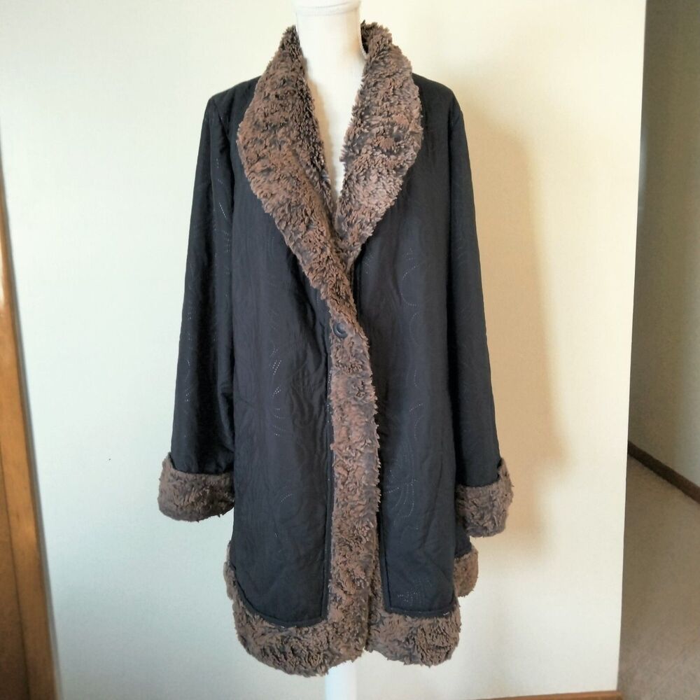 VINTAGE Linda Lundstrom Quilted Swing Coat Plush Faux Fur Trim SZ 10 Opera Warm
